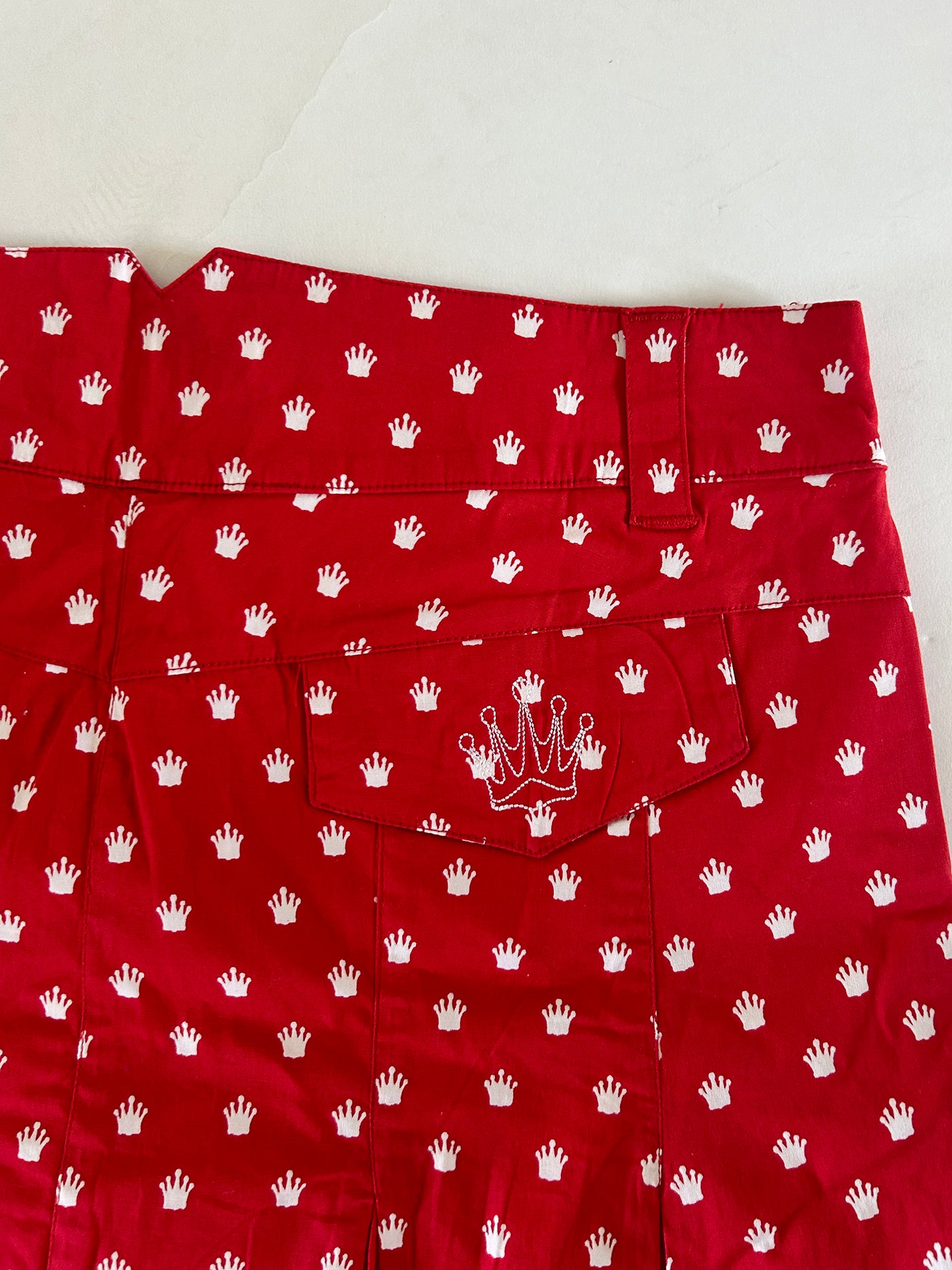 Crown Print Womens Golf Skort - Red (sample)