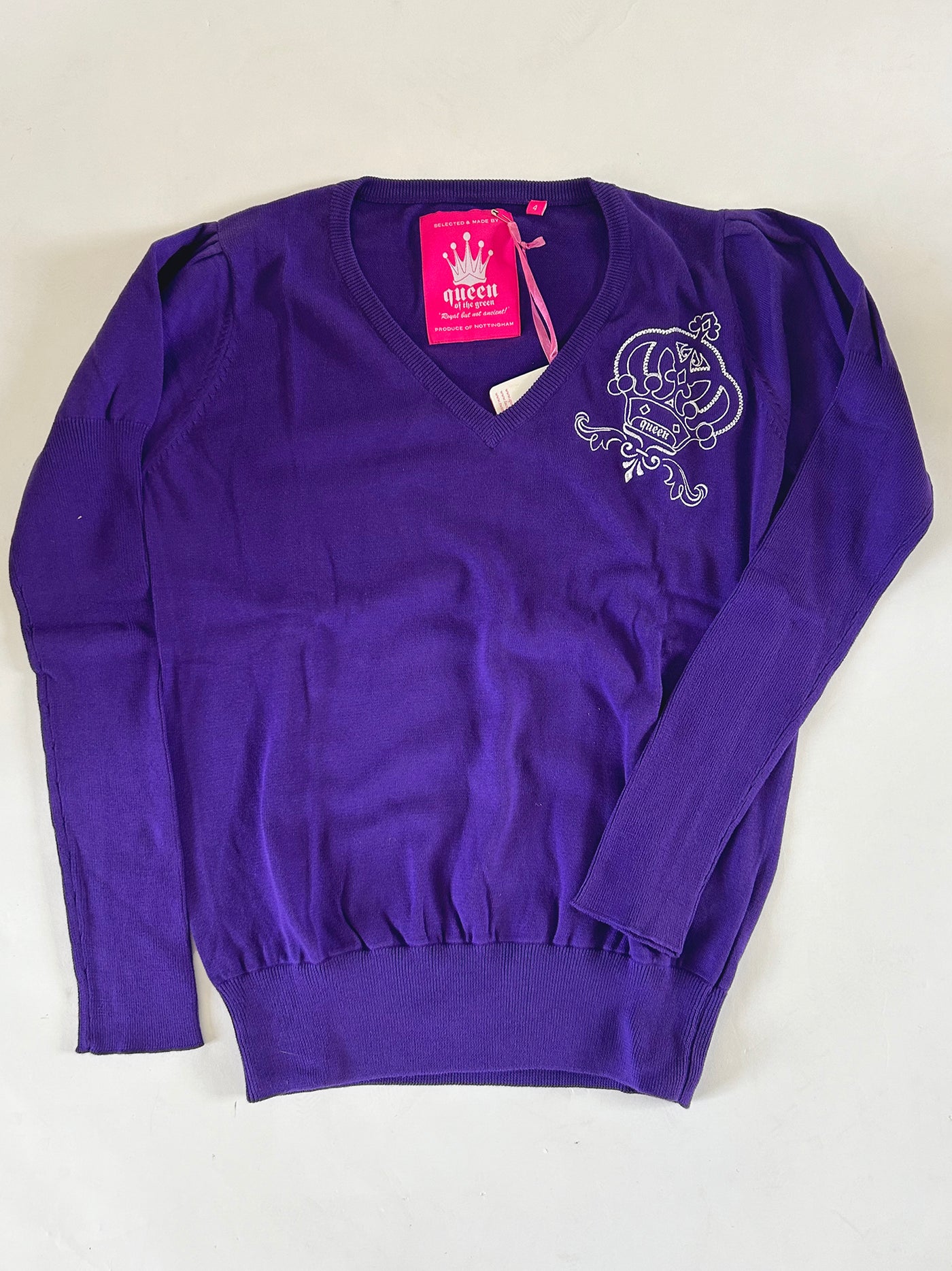 Crested V Sweater Purple (sample)